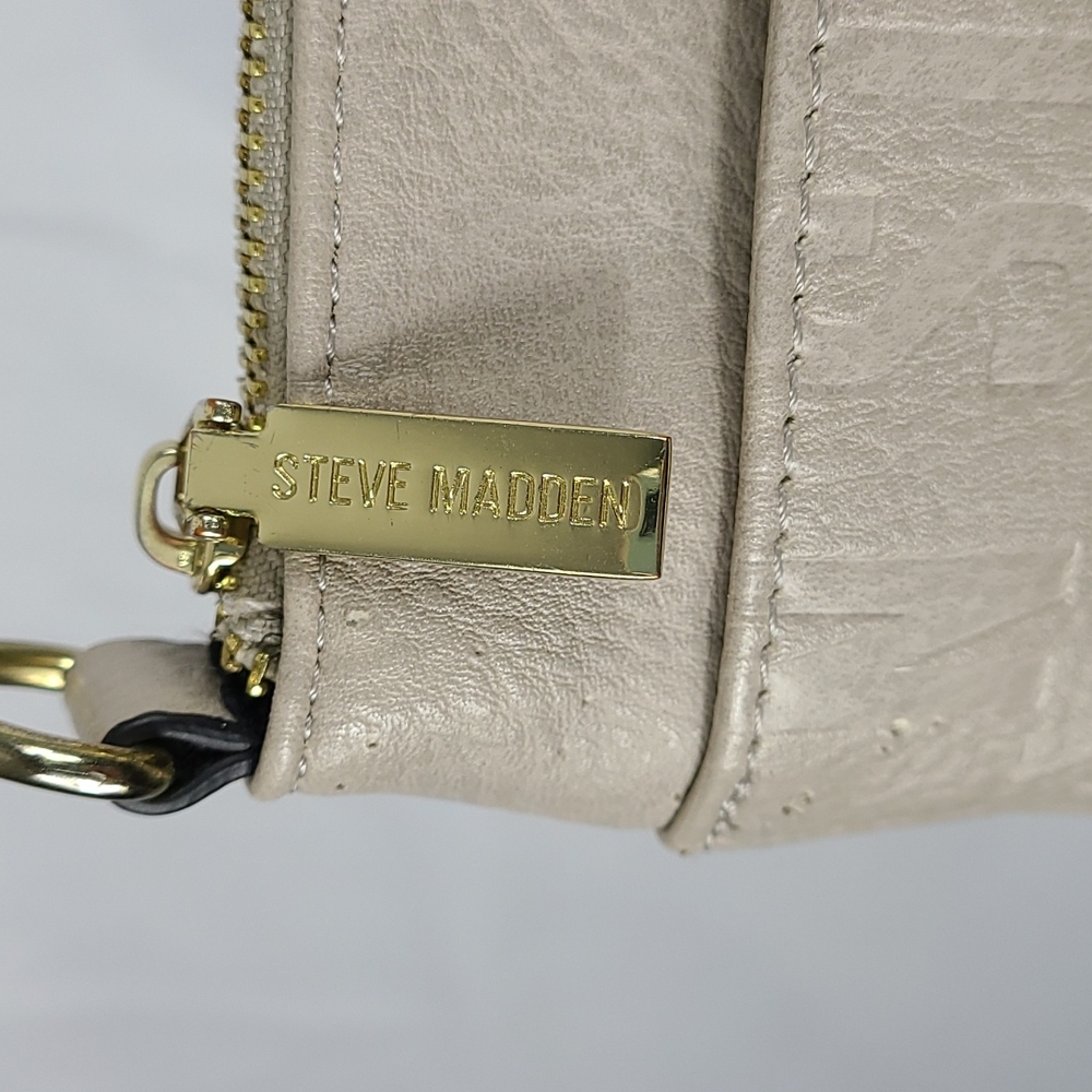 Steve Madden Purse - Picture 4 of 16